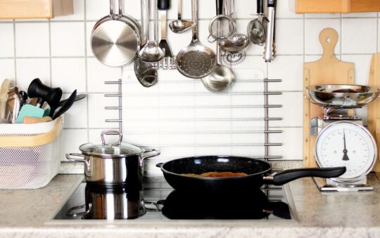 Quality Cookware Under $100: Cook Smart Without Overspending
